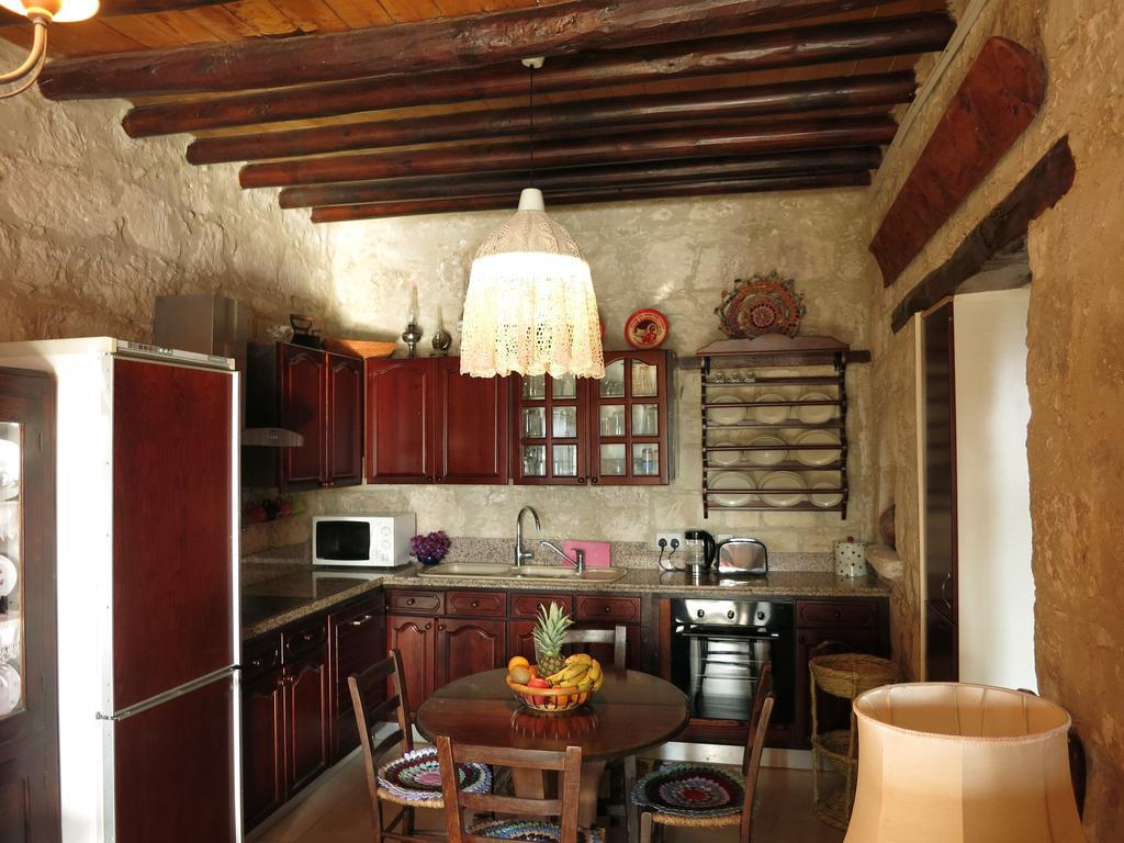 Villa Simona Stone House Polis Camera foto